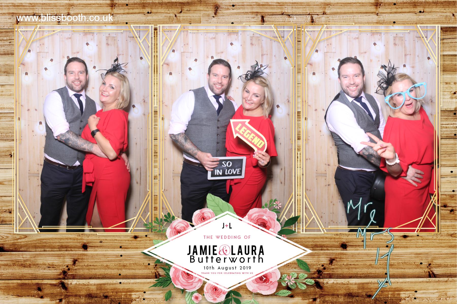 Laura and Jamie | View more photos from the event at gallery.blissbooth.co.uk/u/BlissBooth/Laura-and-Jamie